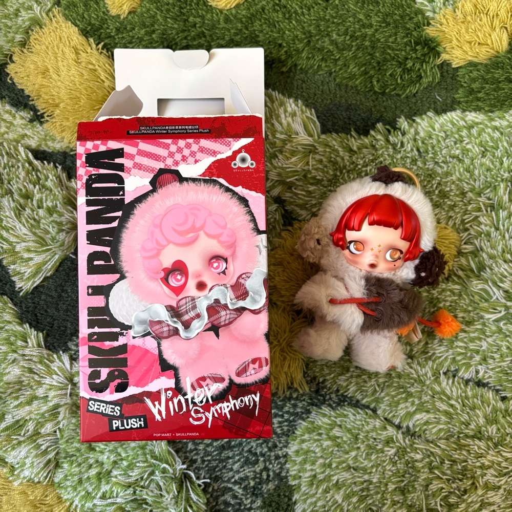 Popmart Skullpanda pendant
